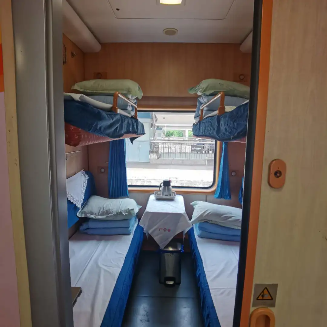 6d15779a9e6aba5ee275c374d85d1c53-sz_105355 6d15779a9e6aba5ee275c374d85d1c53-sz_105355