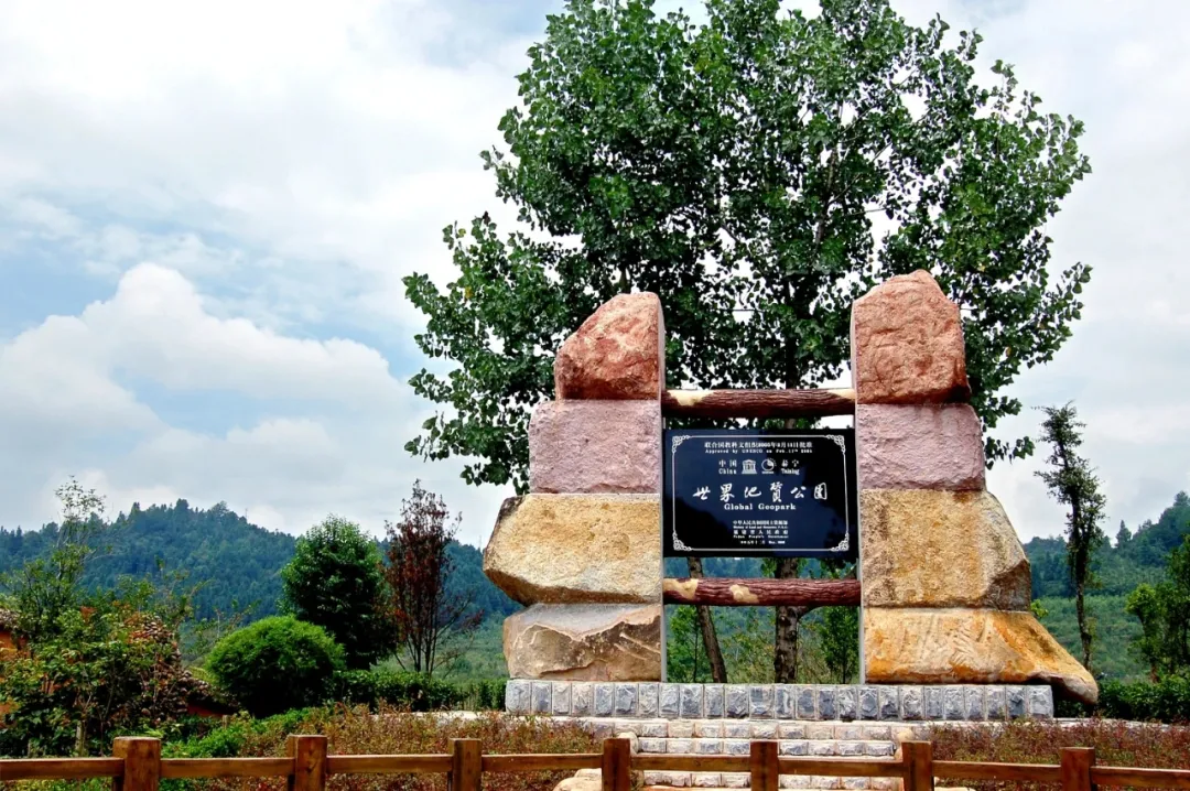 72223cfe99e6bbb3caea9b65bc44dd12-sz_942206