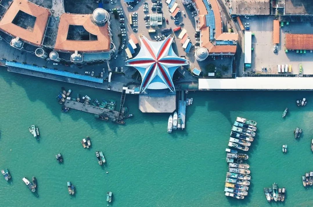 【湛江海陵岛·双飞6日】湛江、鼎龙湾、徐闻、茂名，广东最美沿海一路玩过隐！全程品质酒店住宿，海陵岛再升级2晚4钻海景房，色色一一过暖冬！