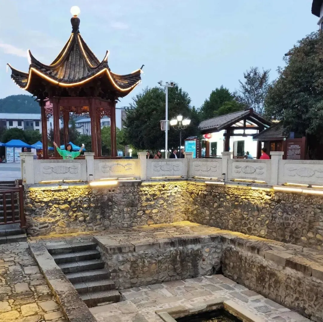 799a26bce267469487a1e06ead5893f5-sz_229241-1