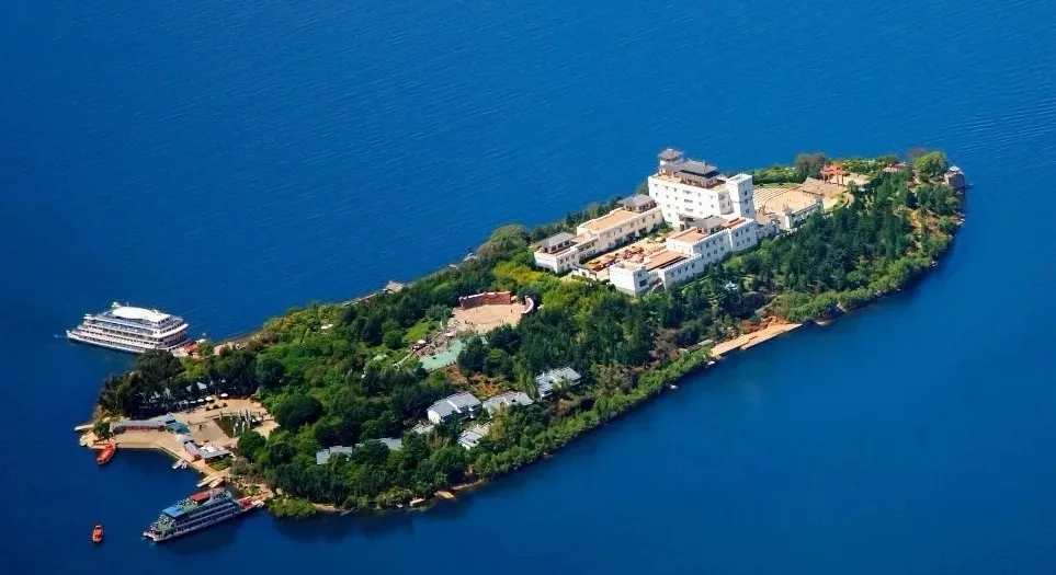 79e68a40709eeece0c264f3f1f075a3b-sz_1199529