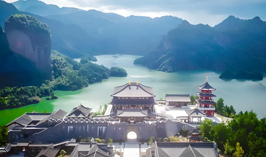 7be727b4cdcd85298961ba65183b21d0-sz_2595125