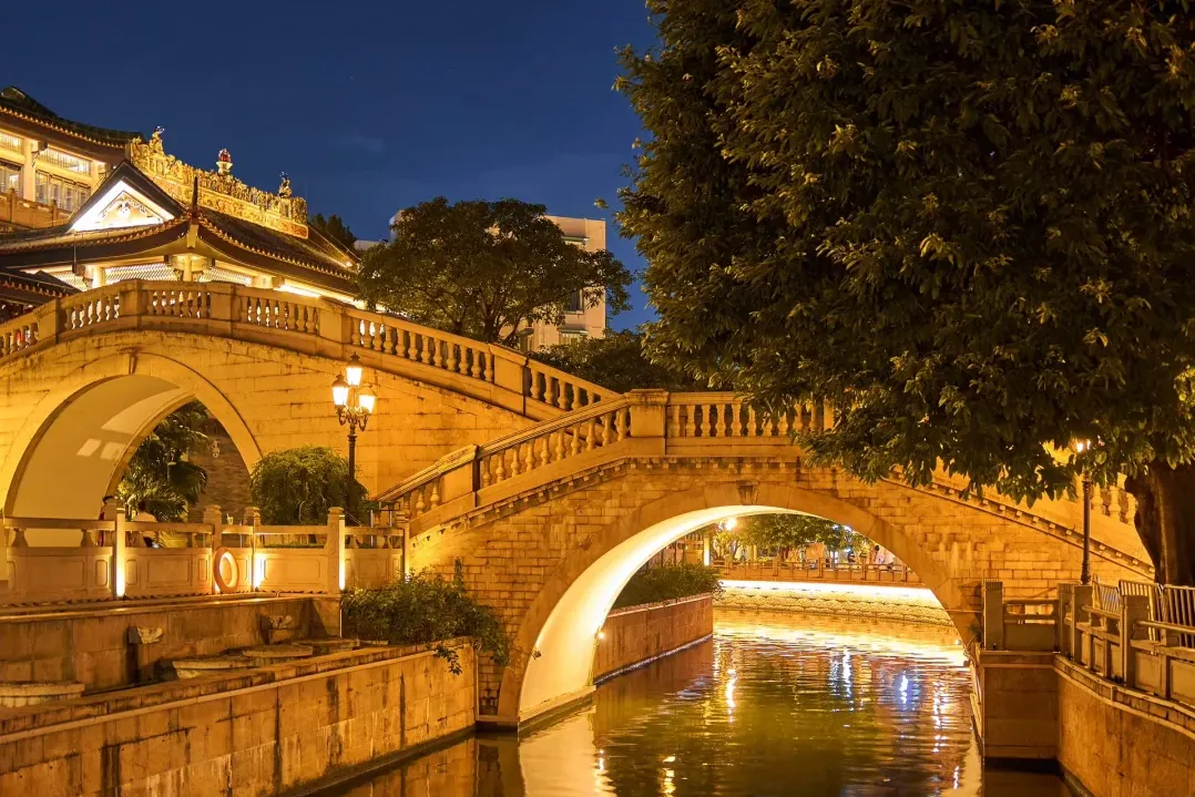 7dc05bf454b37c908362672fa8de8254-sz_2907669-1