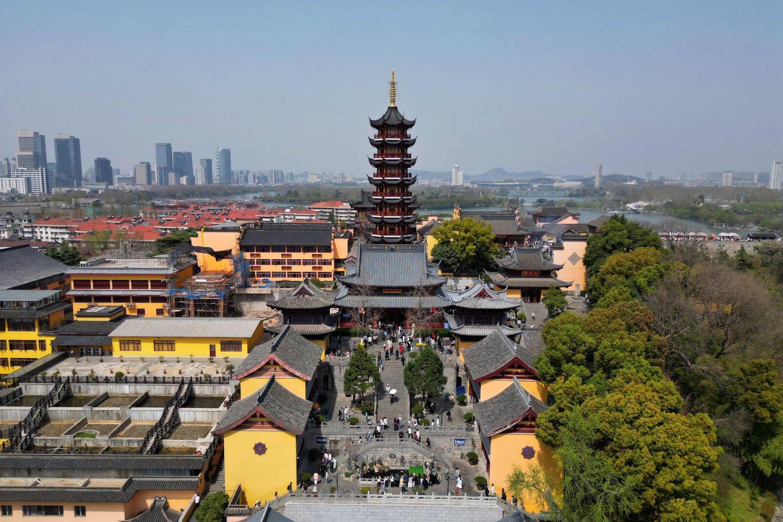 7e073da00e027b72d1d0d405dfe96417-sz_342279