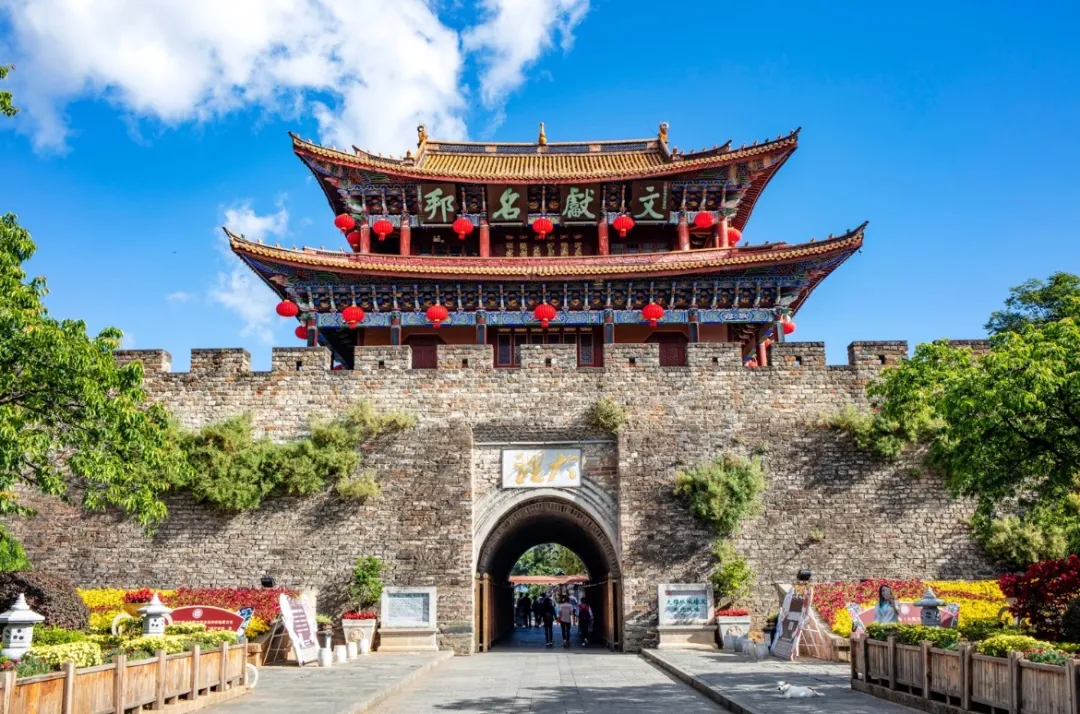 7fdffe49120c4d9cb5303719885de561-sz_396135