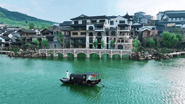 82725c1966ff77782ad9a43c8b2f6597-sz_2690849