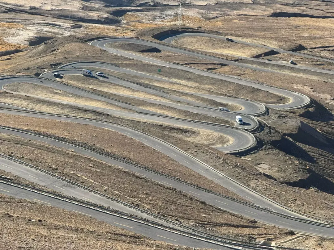 82ed5cdede2e815321f1320d22c9d7bf-sz_4048018