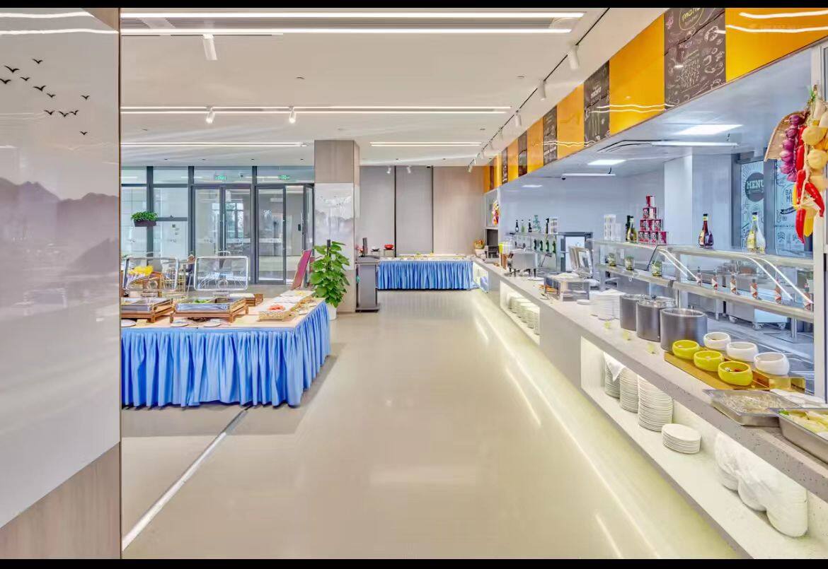 84c70e402acfa8cfec237e5a14beb5ae-sz_125229-3