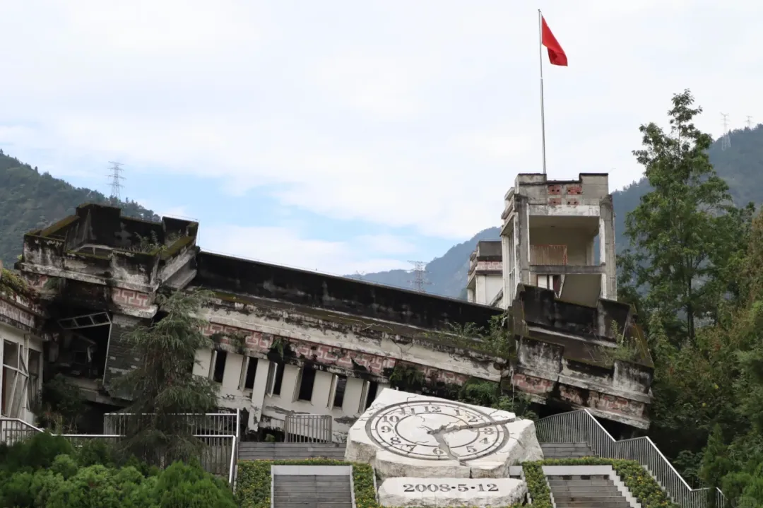 8881d73b8e8fc5ed42b2f06f562dba7b-sz_1864413