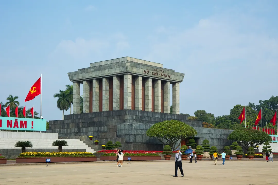 888a3070fb564f37180f084aff2f5e39-sz_2087937