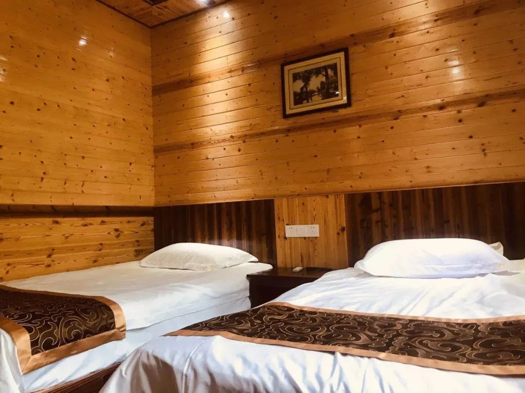 8bc267fb089645ae16a9296b0d37f663-sz_131568