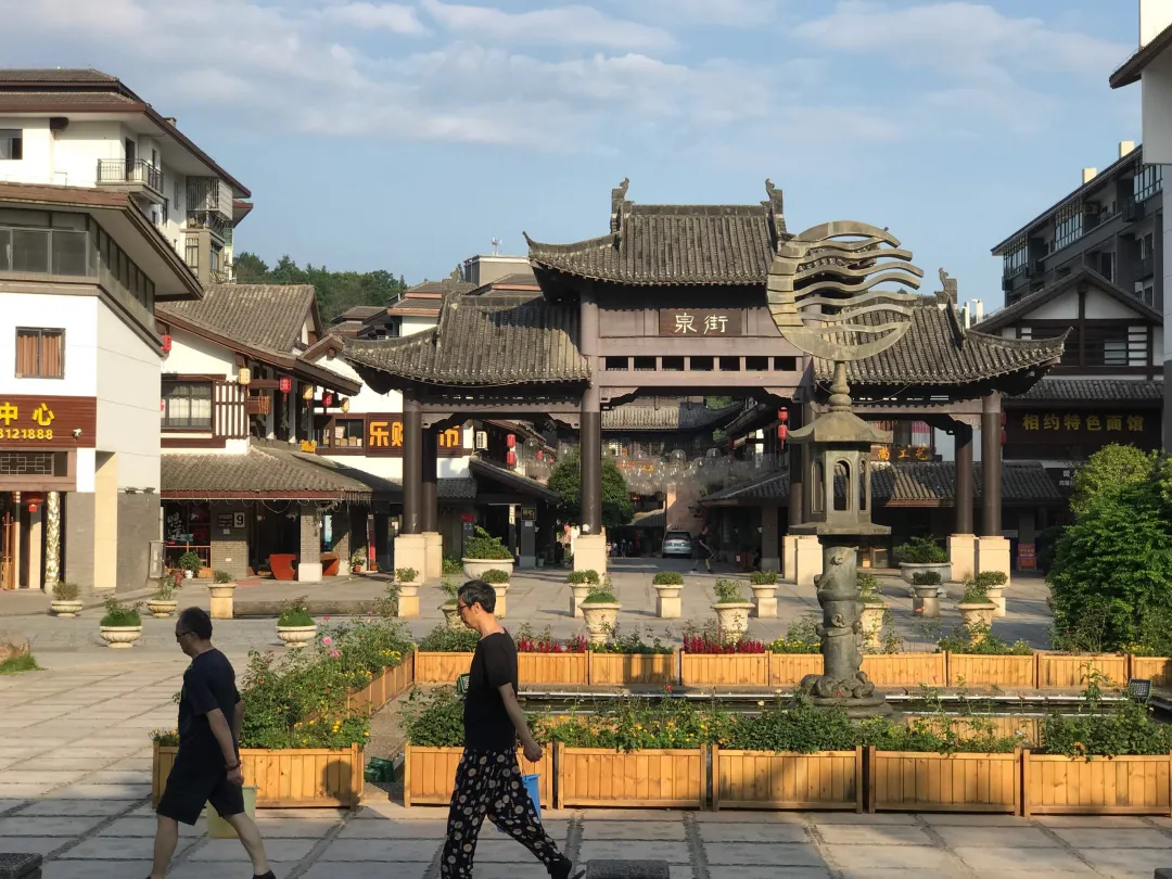 8fec0d472cf310e03cf2fd494ae3e087-sz_696364