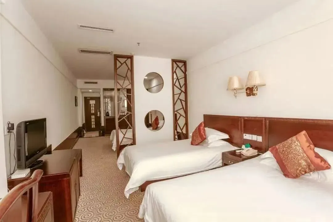 9234585dff935ab0c928e965b65fb93e-sz_75026-1 9234585dff935ab0c928e965b65fb93e-sz_75026-1