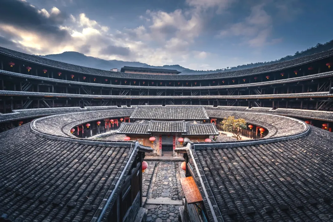 9d1b9dde9adb9bac2a368f157f24850b-sz_591198