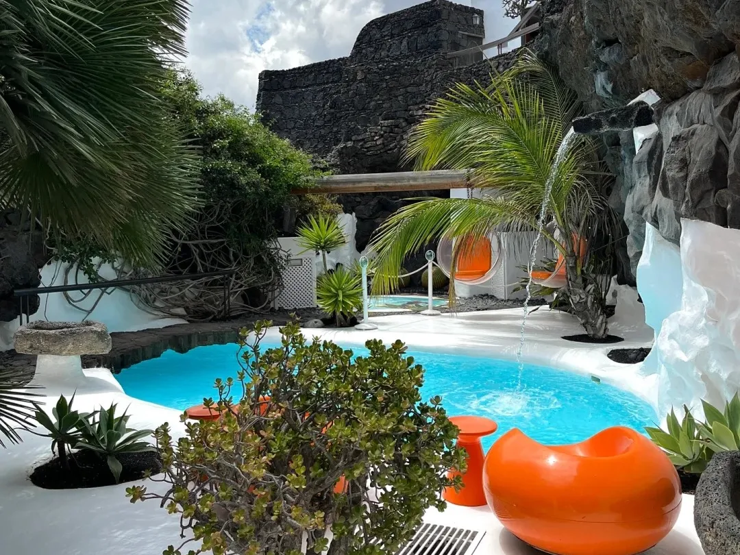 9ec6bf0a189e8ac72d96cca8cf55413c-sz_534107