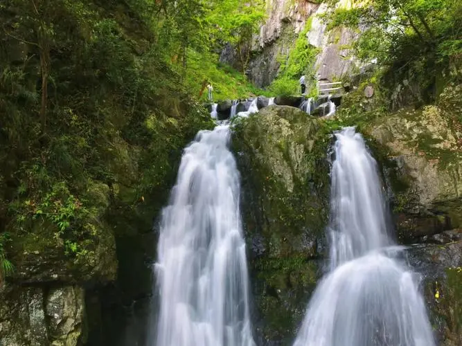 a4cef662924c112944b0de8e7f6c8ff7-sz_70027