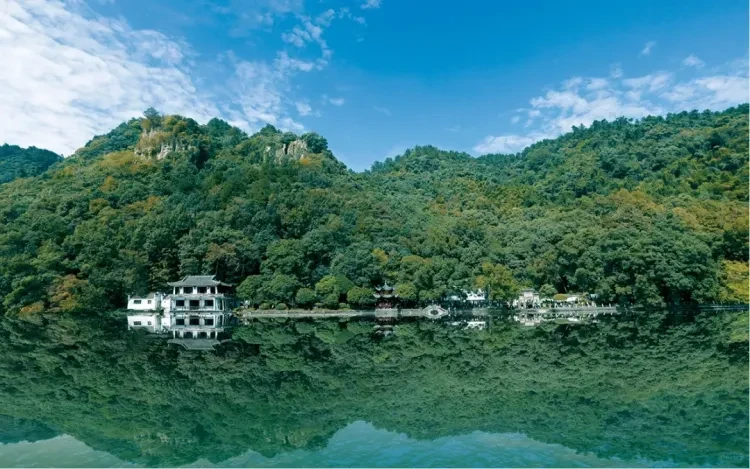 a7cca677192e70f899e06296a63bb5d7-sz_1275419 a7cca677192e70f899e06296a63bb5d7-sz_1275419