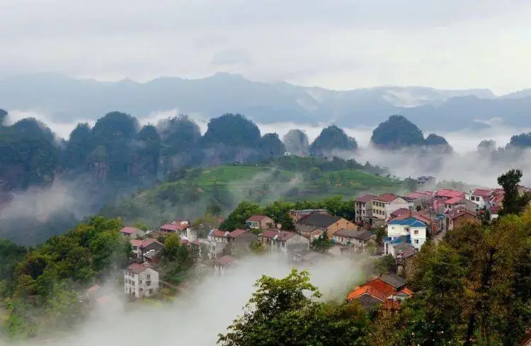 a840de1db5e4154a010b86b0af1463bc-sz_49048