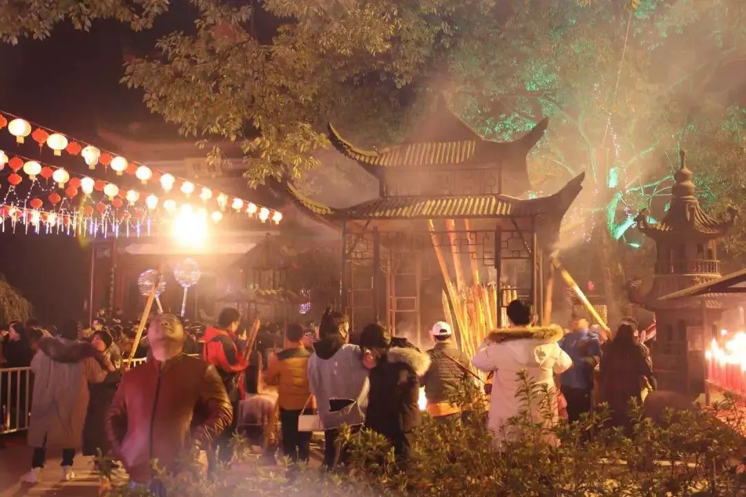 ac0d78c54635f399161ac3cd41a7f1ba-sz_134291-3