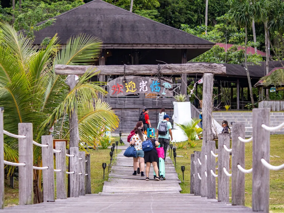 ac53b98c79c9e61177ccd9522ab95eb3-sz_849399