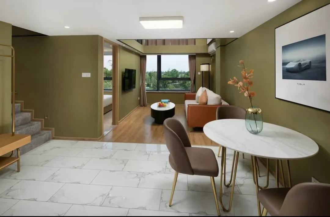 ae1078b44853af02fbebeb57c96a8240-sz_184691