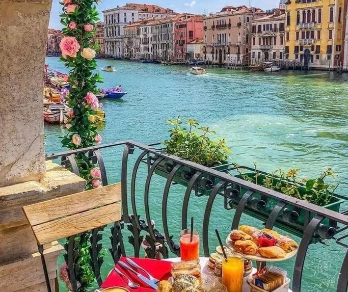 af0e1c6d24fcd40f2f01a7de4a54ec8c-sz_272799