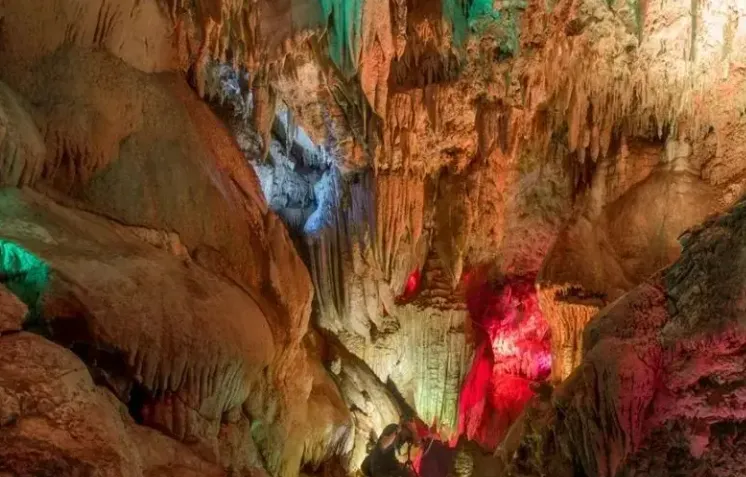 aff69d06fdb66f248f5930fe845f3d64-sz_713492