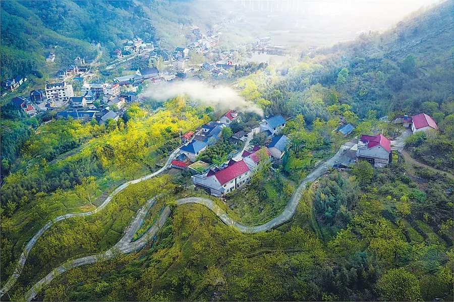 b131635f209b27bb19e96333ee3ec9a4-sz_385127