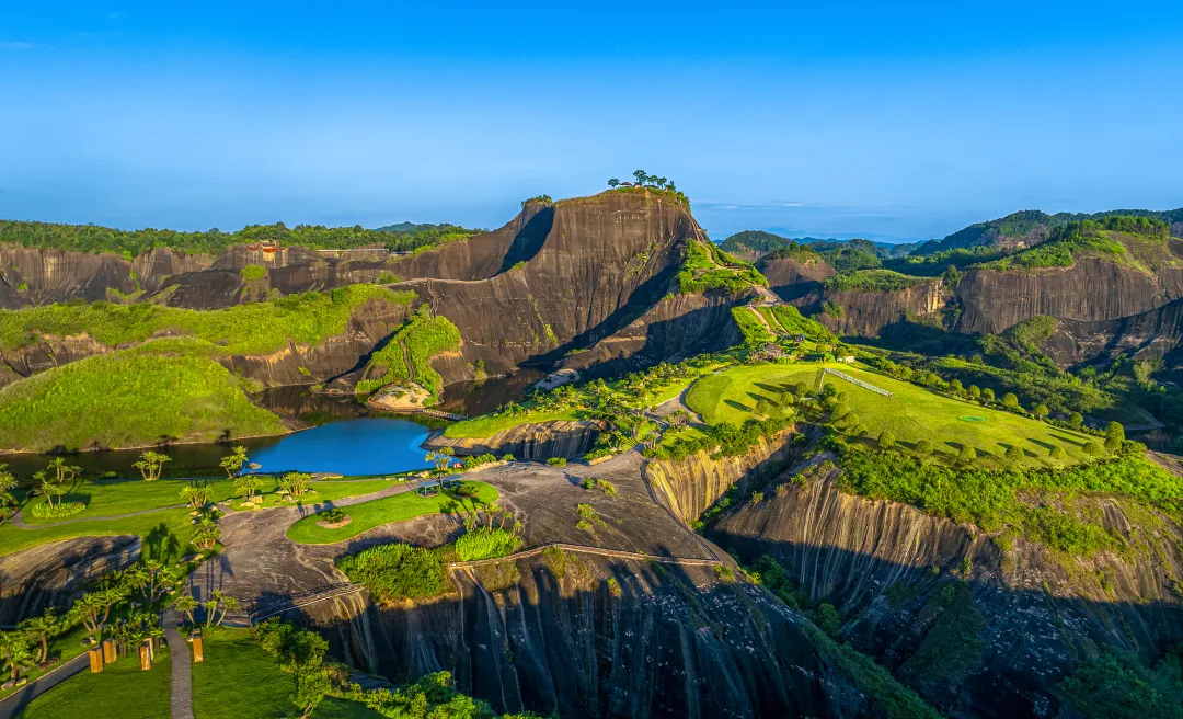 b19e0fb65572fa6849f3f8631ee61835-sz_19705645-1