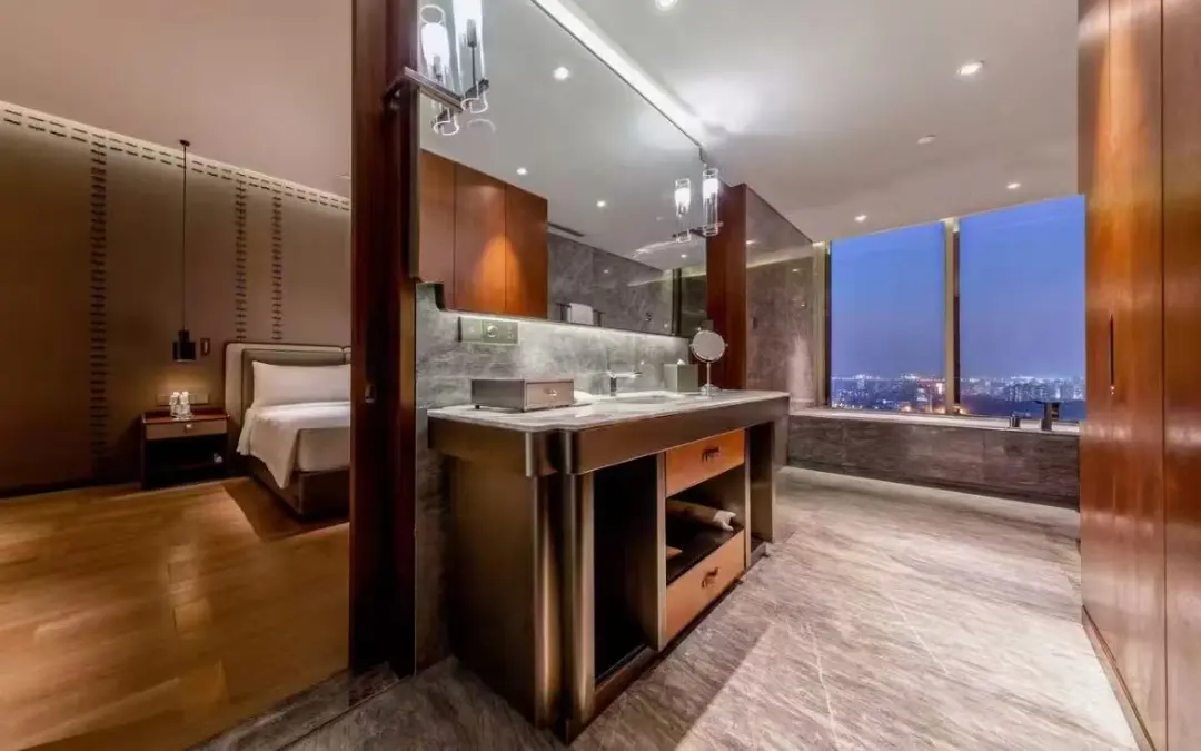 b1f0784cc882769521c4a3749e0f305b-sz_87425-1