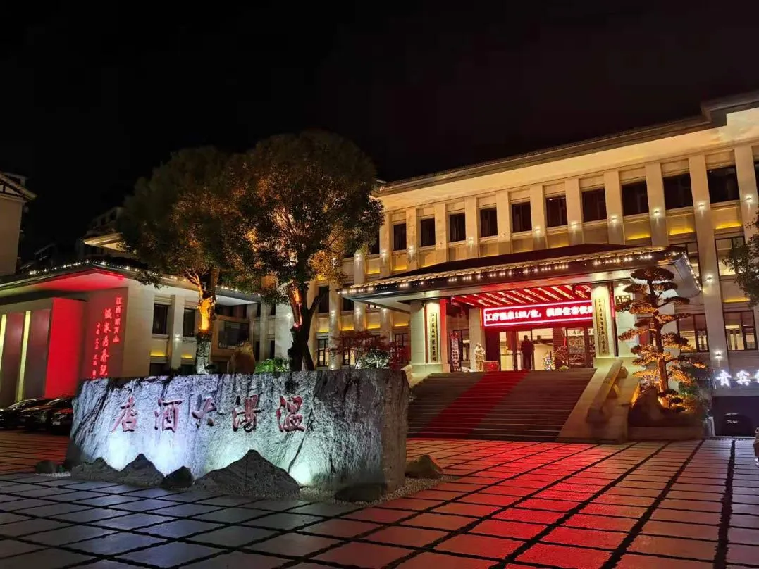 b509b35726a2a61453d8c2a77524a3d8-sz_152384