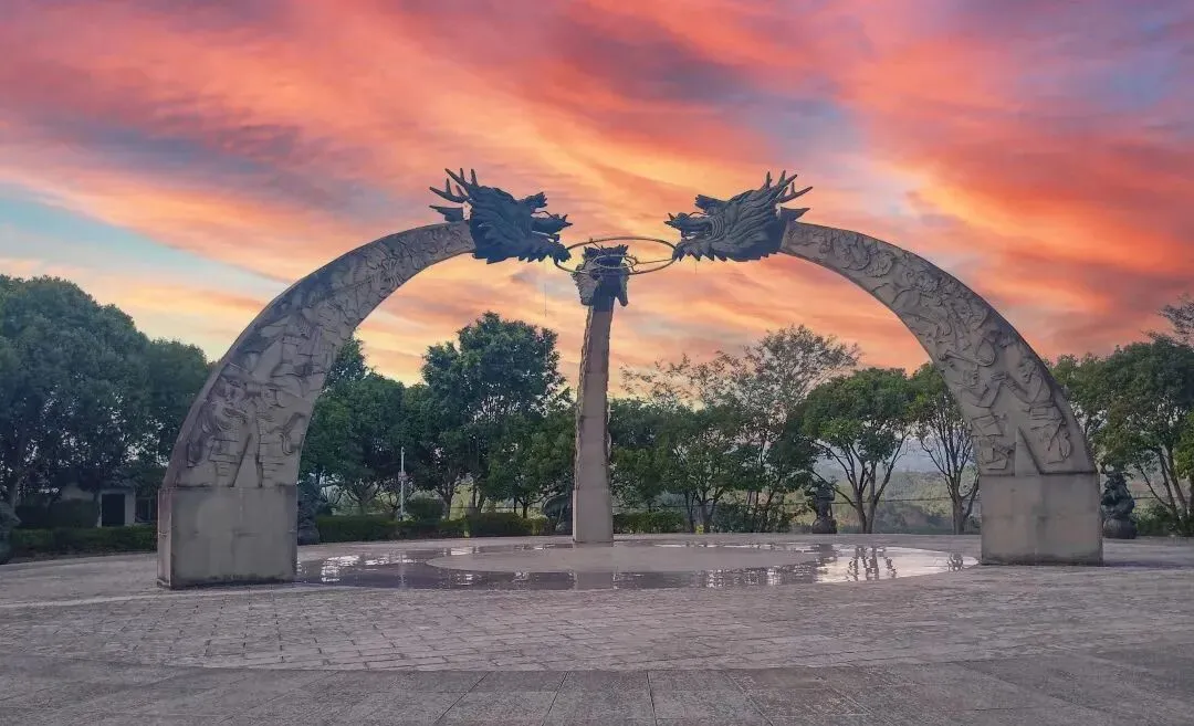 b9d09fd1ca08b9d84f393963ffcc1c51-sz_124203