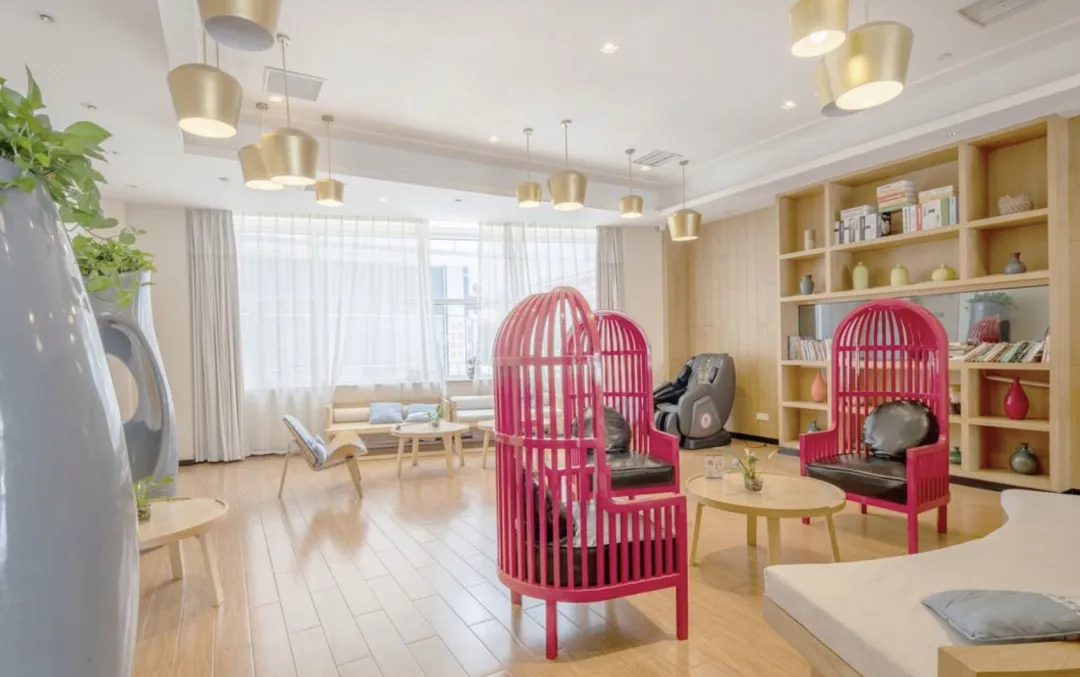 bbd2eabdb8a59e76b1aeab7afc38b276-sz_791864