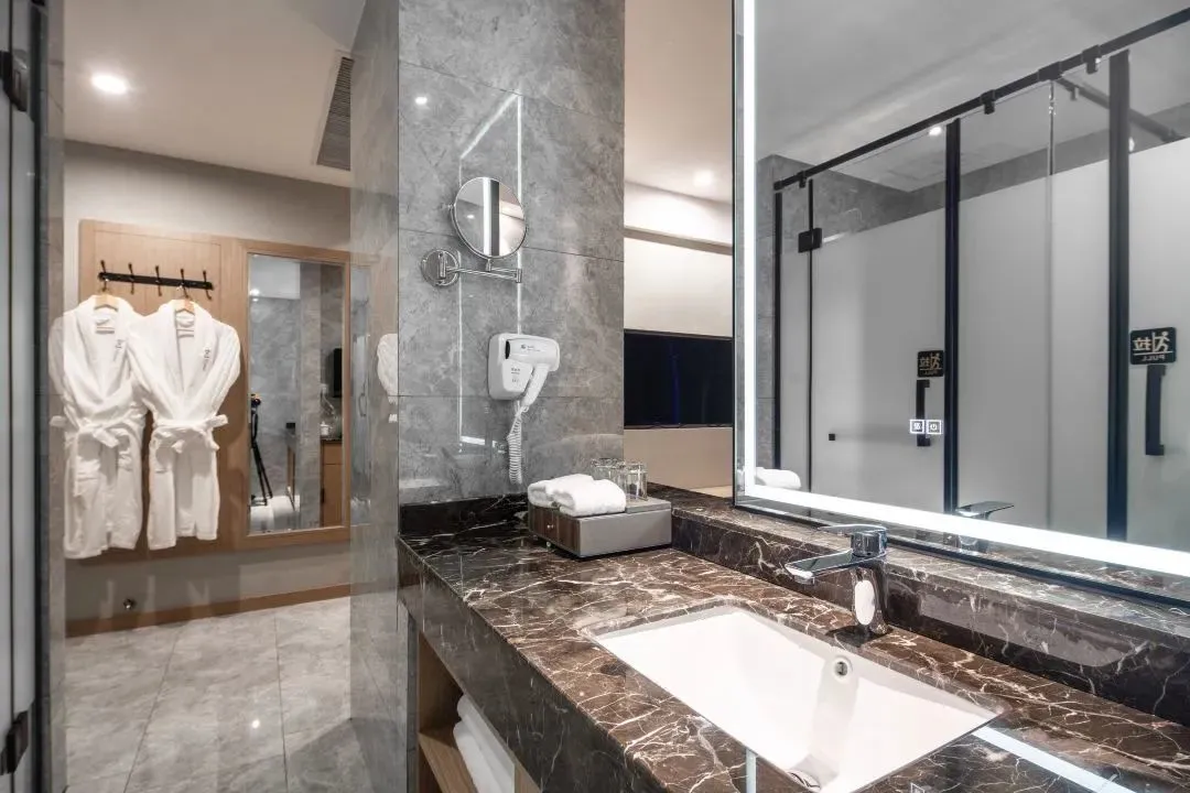 bcfbaa1ad6f7845491bb3acb86766b78-sz_116455