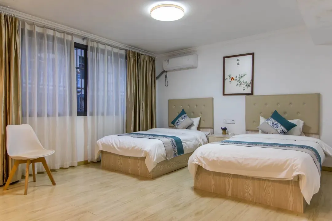 bd39c3bfc2f3e80772ded81c441fba85-sz_335067