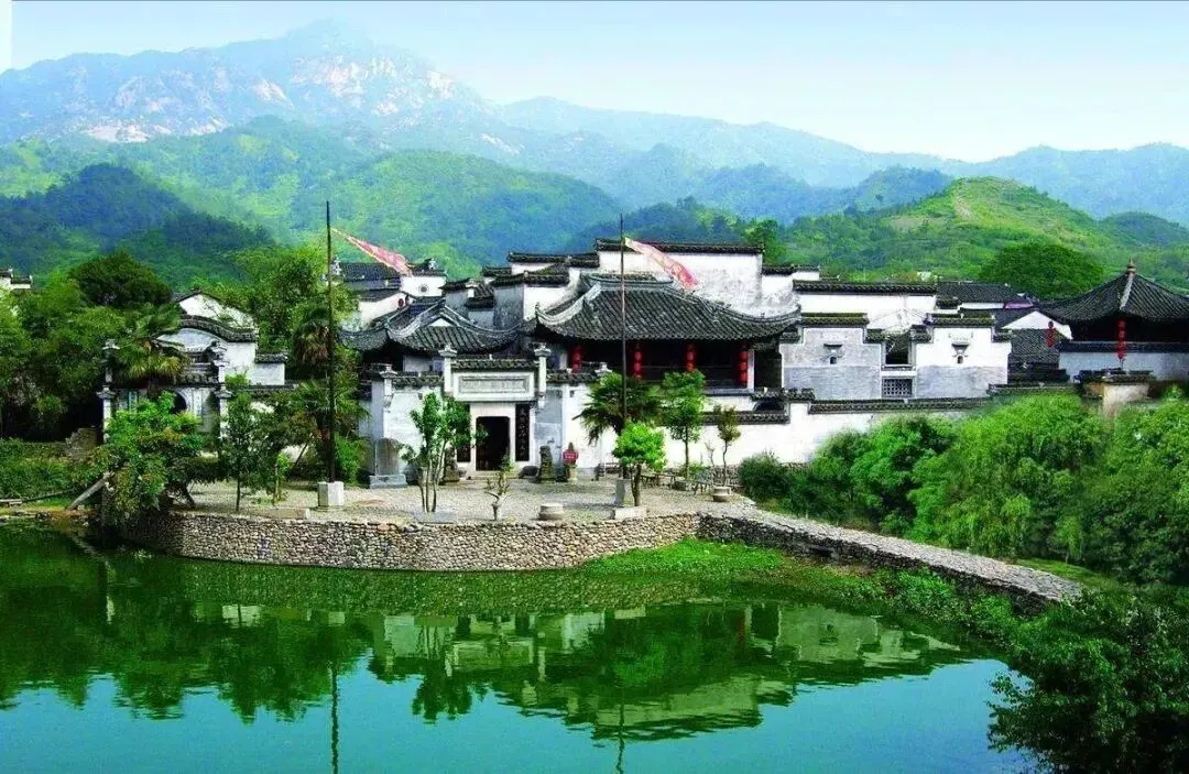 c03a1ff91656bf72ccc01b08ddb65b0d-sz_185686