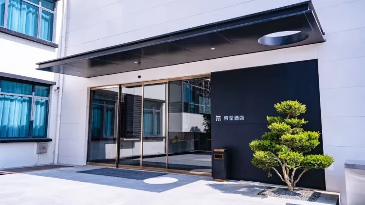 c11c76b27214ff8db6d529f7d38dc9cd-sz_101051