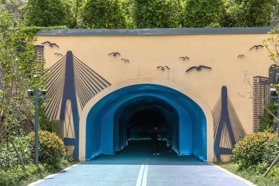 c16f6d4ba1dab63611940c5a6139f1d2-sz_280342