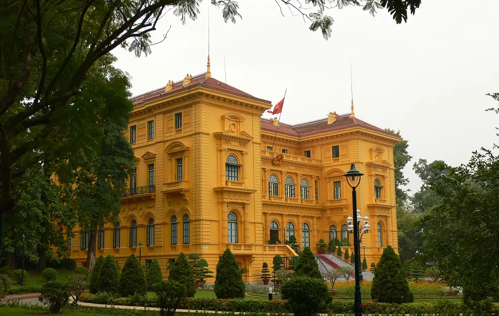 c6f5b525f5004eeb1203e50ee494d725-sz_440974-1