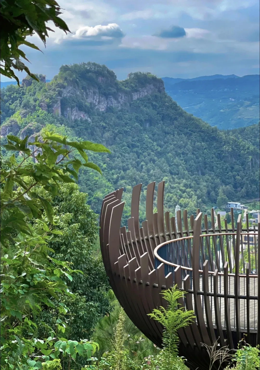 c8548a00da1628f55b22e40af341ca17-sz_649125