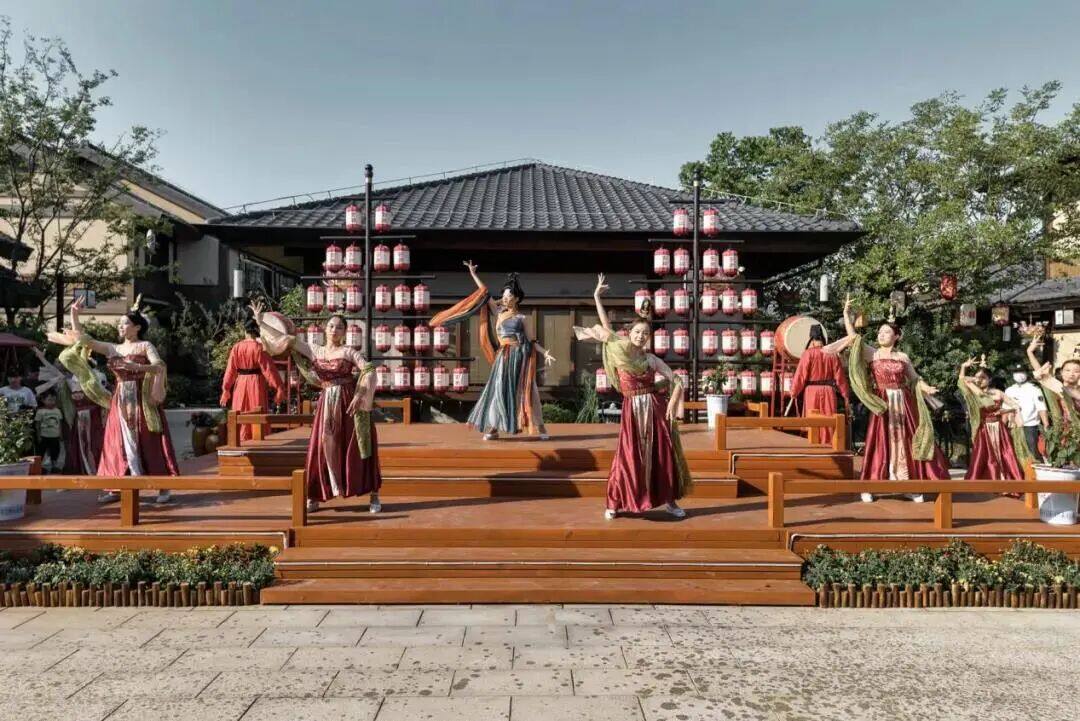 c9f0233c4f0276d8577d6b032ec71849-sz_165835