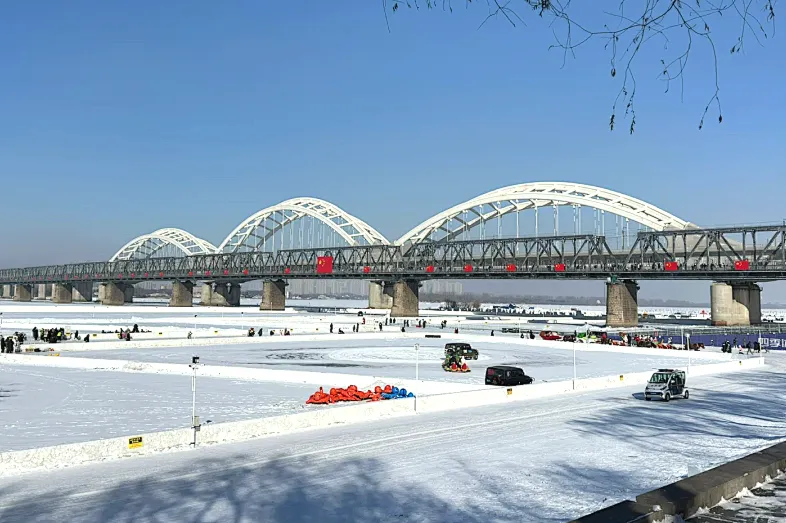 cc8c38464f30c31ba22330c9c8684162-sz_2367585