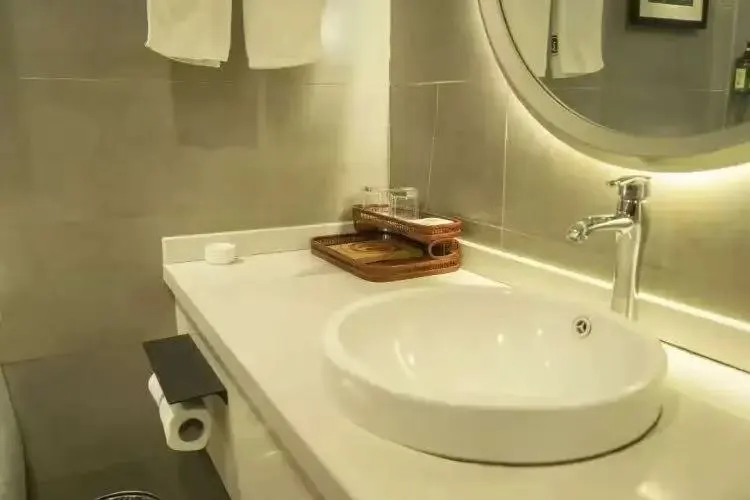 ce6aea6666d61da8df56d925efb2d6ee-sz_26924