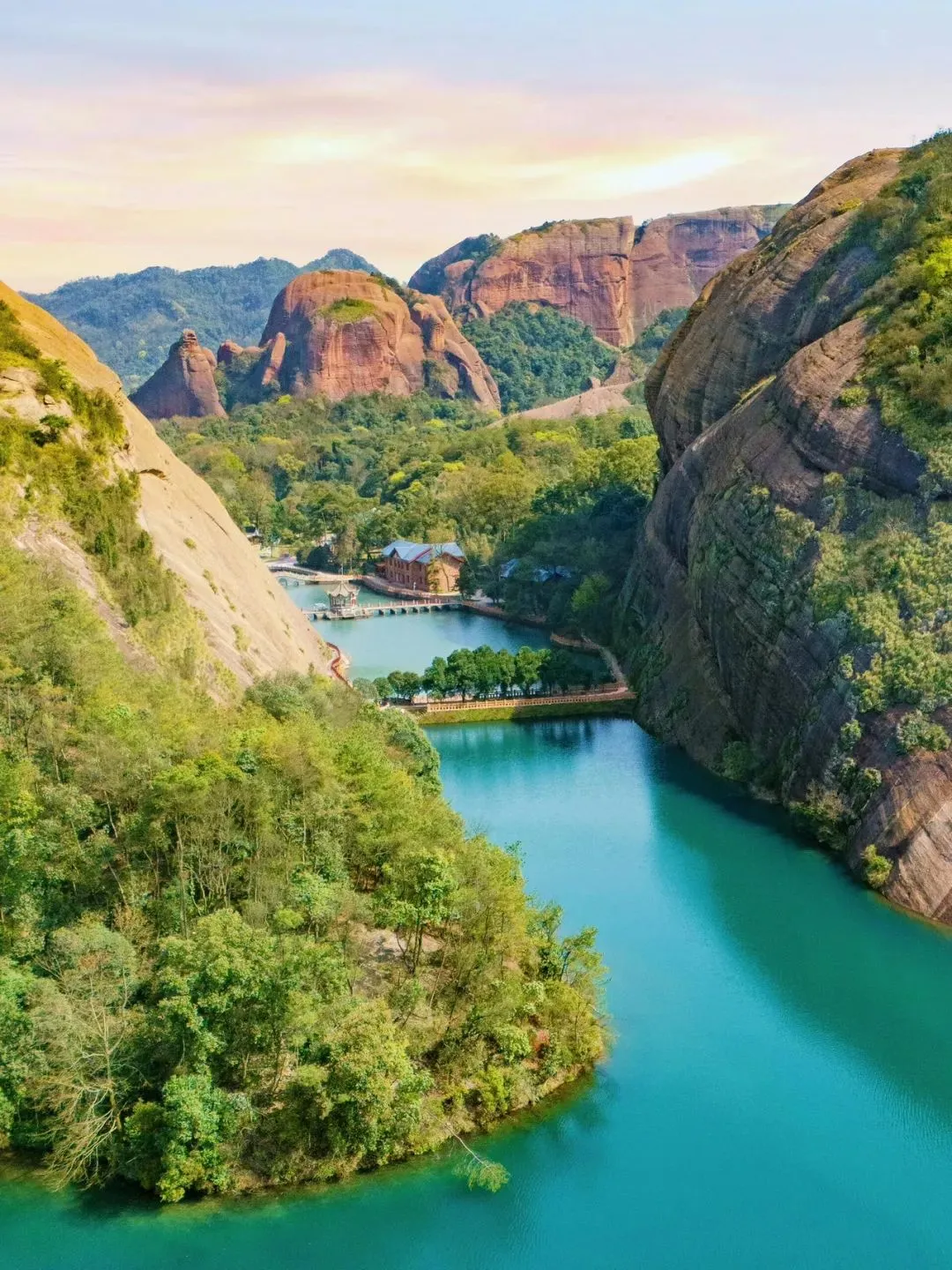 cedd3efda27761ecae3a4bcccaea77f0-sz_304529-1