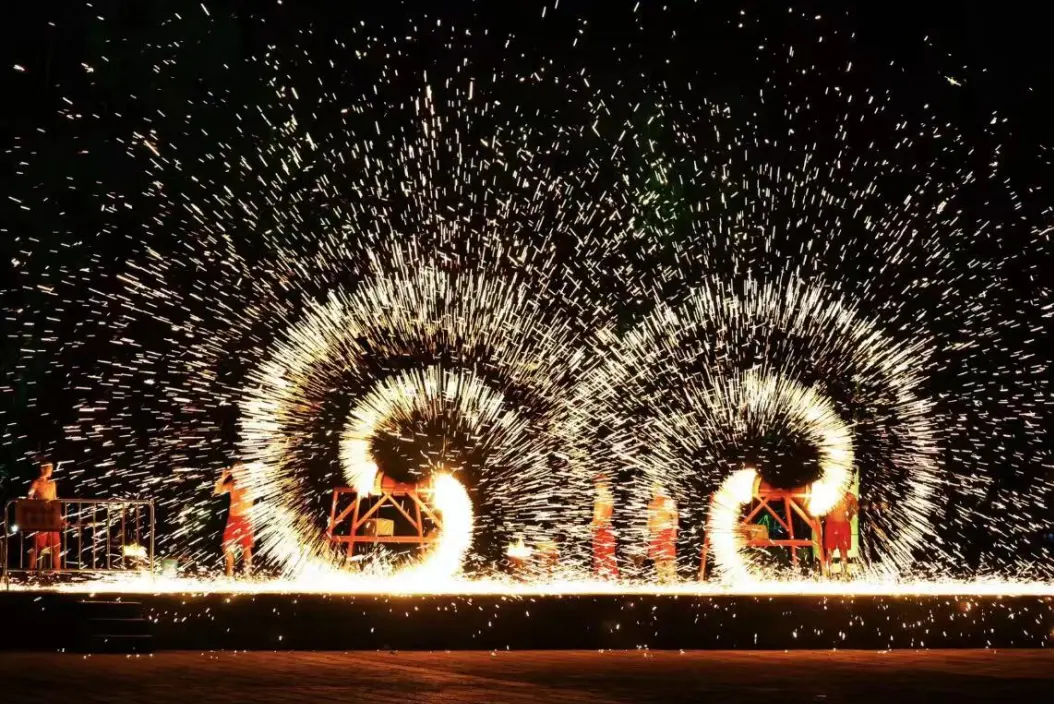 d2d51997348e465cd243b25c64569e69-sz_353279