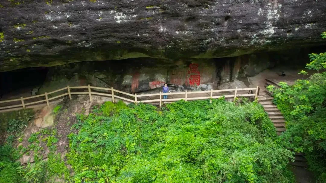 d759e500e5e80612ccd9a97c0c834965-sz_159736