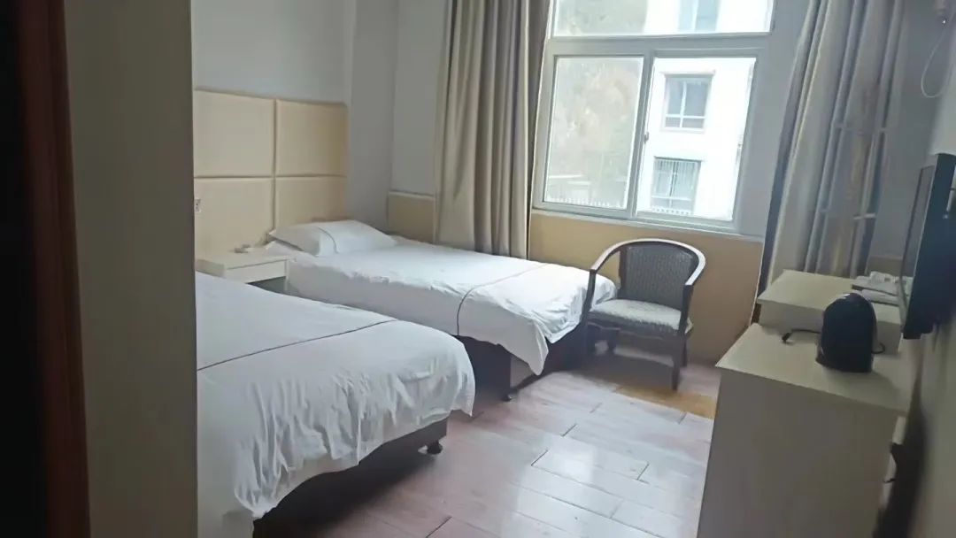 d93945b5e6a986f66a3ad11df80a88ea-sz_329783