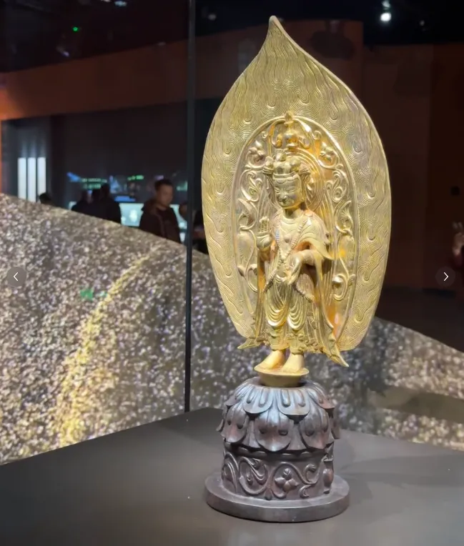 dcdea4868faf064632262fa440465baa-sz_695385-1