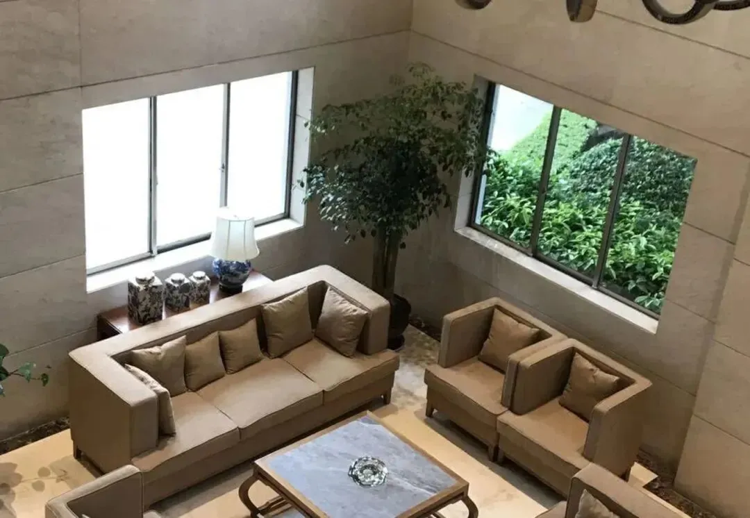 dfc9b4234317c4db162c24c4e8dbaaa9-sz_100250