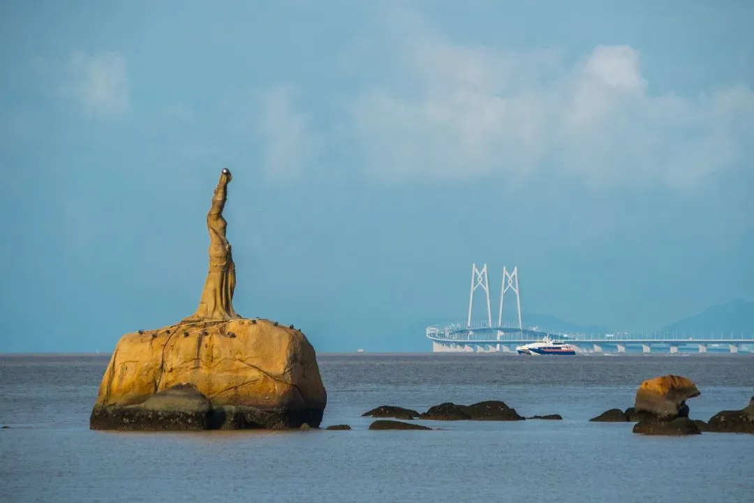 e0603b182ab3c253804f003bdee4f68f-sz_56293